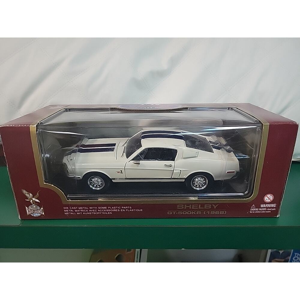 9071 Road Legends Shelby Mustang GT-500KR 1968 - White 1:18 Scale. No. 92168